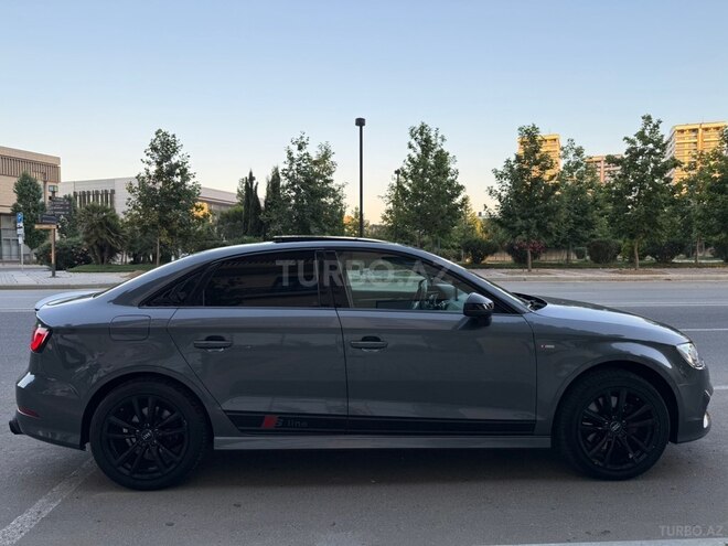 Audi A3-8