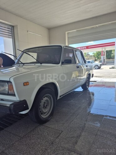 LADA (VAZ) 2107-4