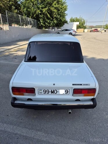 LADA (VAZ) 2107-17