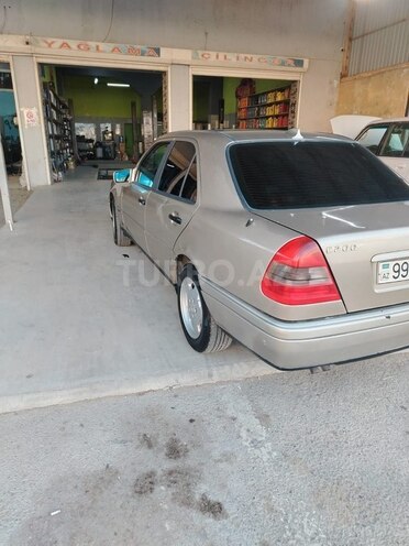 Mercedes C 200-6