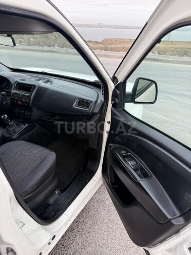 Fiat Doblo-11