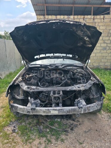 Mercedes E 240-8