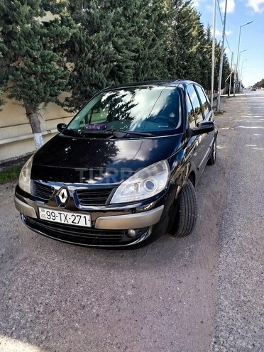 Renault Megane Scenic-5