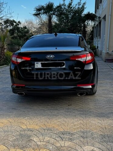 Kia Optima-4