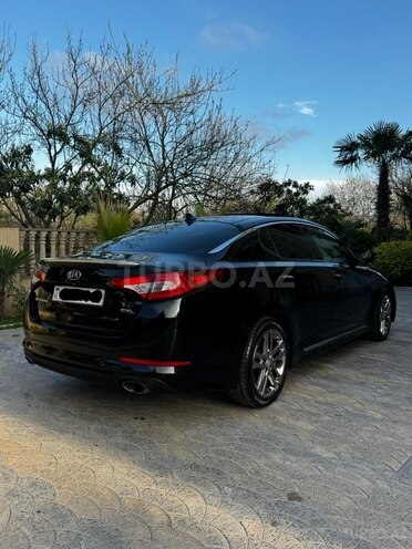 Kia Optima-5