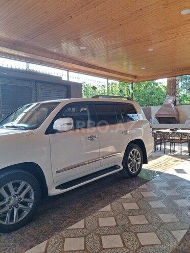 Lexus LX 570-4