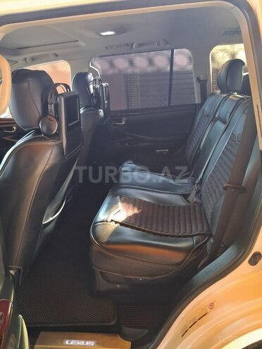 Lexus LX 570-12
