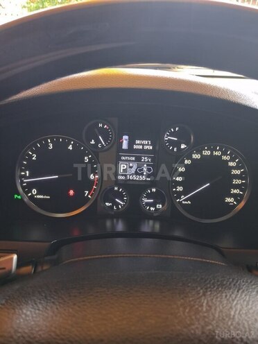 Lexus LX 570-11