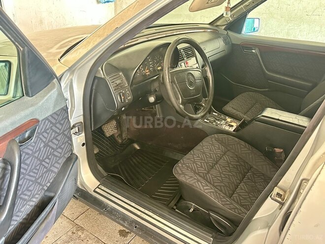 Mercedes C 180-9
