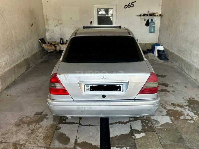 Mercedes C 180-2