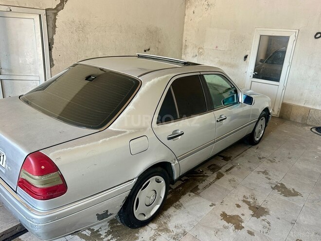 Mercedes C 180-5