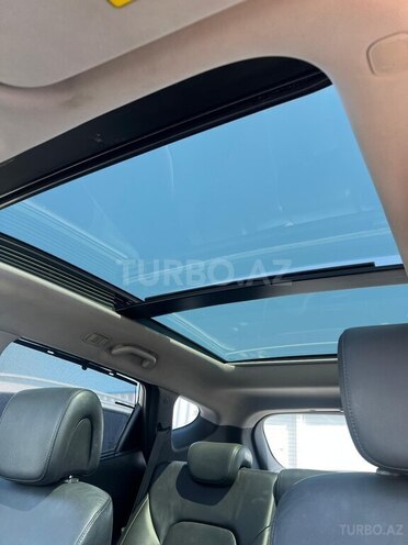 Hyundai Santa Fe-14