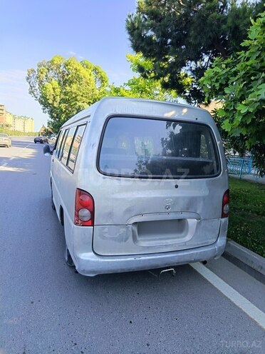 Hyundai H-1-2