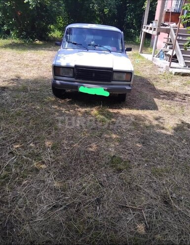 LADA (VAZ) 2107-1
