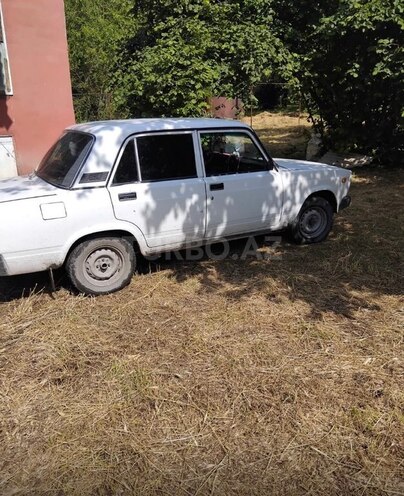 LADA (VAZ) 2107-5