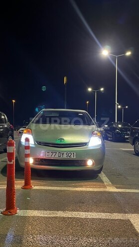 Toyota Prius-1