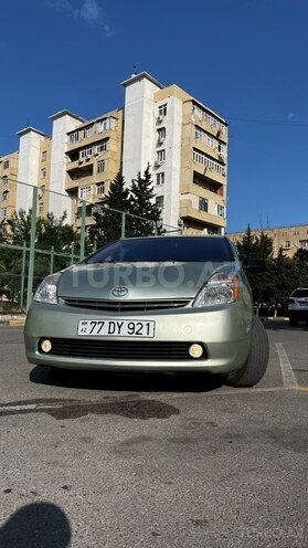 Toyota Prius-4