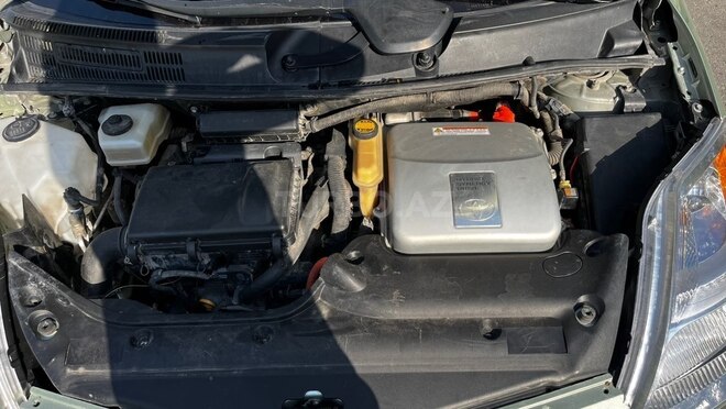 Toyota Prius-14