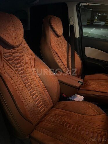 Nissan Note-9
