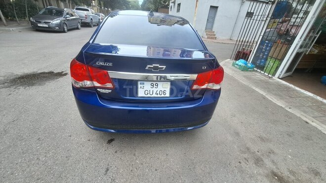 Chevrolet Cruze-2
