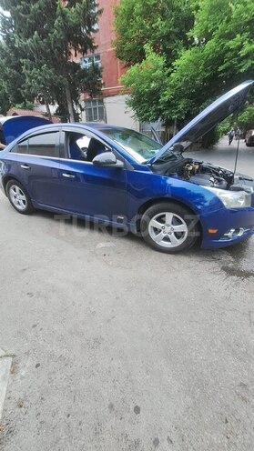 Chevrolet Cruze-10