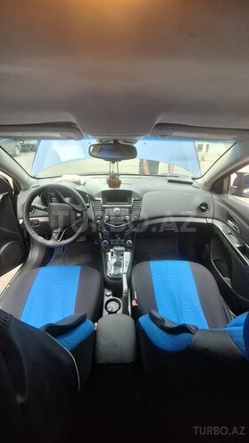 Chevrolet Cruze-5
