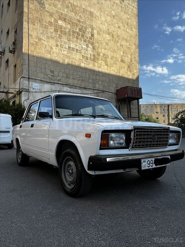 LADA (VAZ) 2107-4