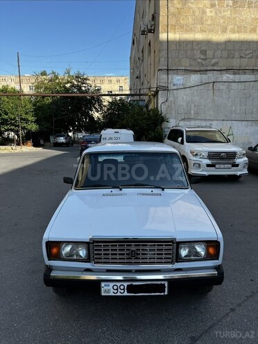 LADA (VAZ) 2107-1