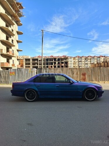 BMW 740-8