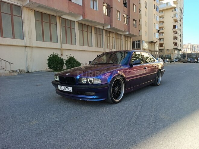 BMW 740-12