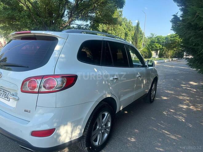 Hyundai Santa Fe-4