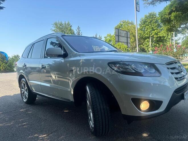 Hyundai Santa Fe-6