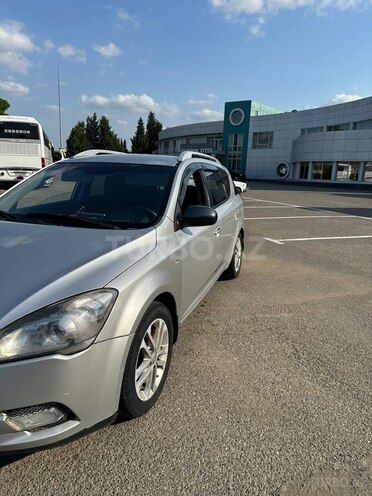 Kia Ceed SW-3
