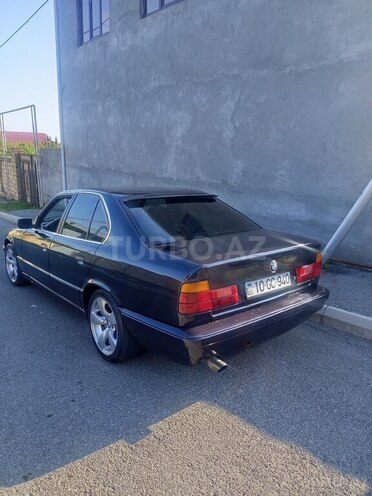 BMW 525-6