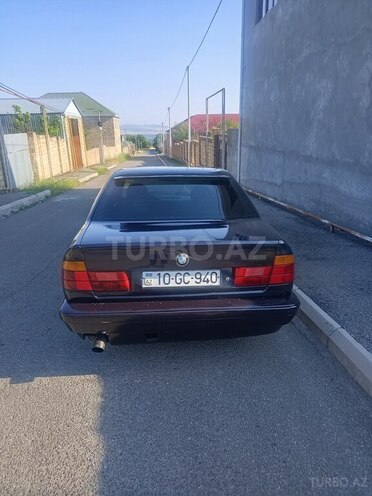 BMW 525-7
