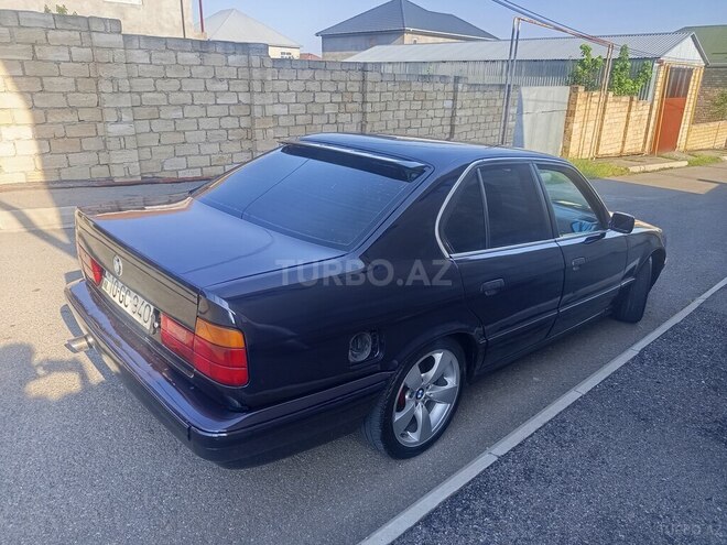 BMW 525-8