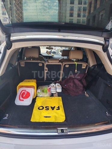 Audi Q7-8
