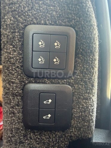 Land Rover Range Rover-10
