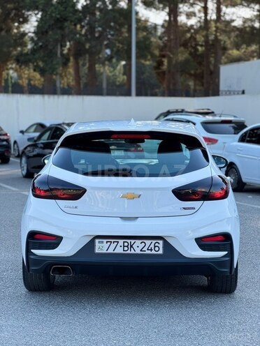 Chevrolet Cruze-8
