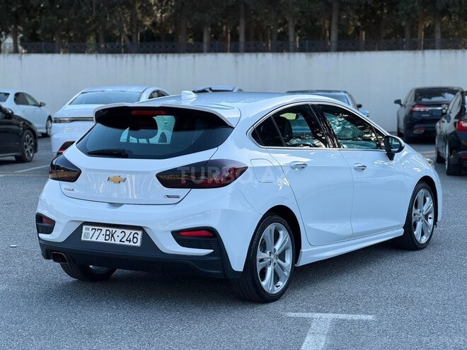 Chevrolet Cruze-5