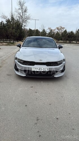 Kia K5-1
