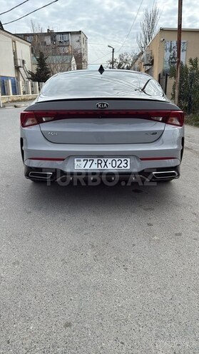 Kia K5-4
