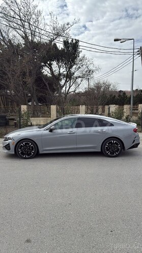 Kia K5-7