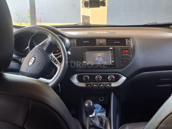Kia Rio-6