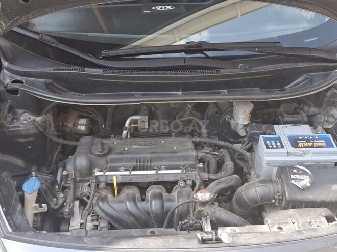 Kia Rio-8