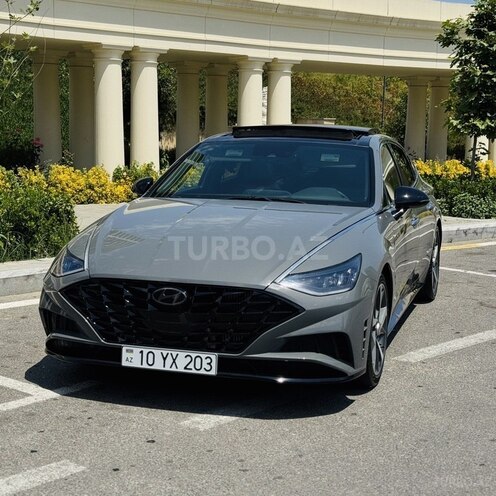 Hyundai Sonata-14