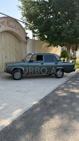LADA (VAZ) 2107-2