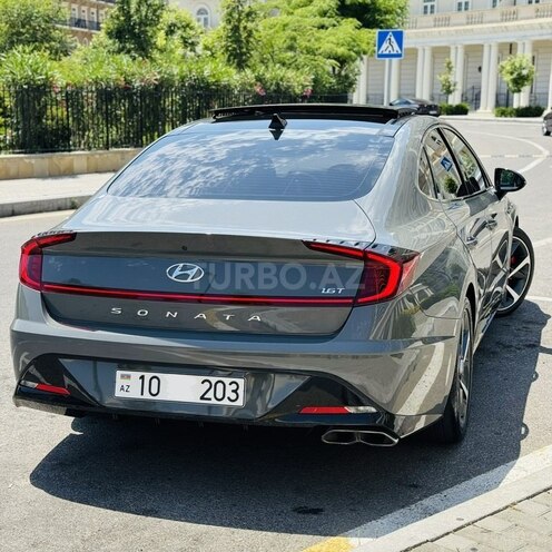 Hyundai Sonata-6