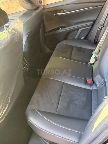 Toyota Camry-3