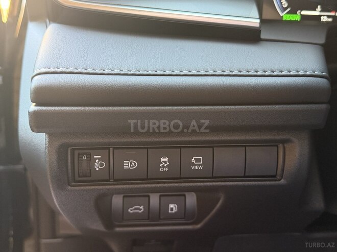 Toyota Camry-6